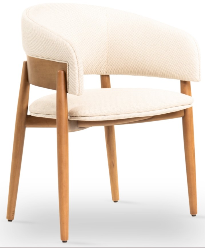 Silla de Comedor Puro Tela 2m Cuero 4,20m2, Fabricada en madera de guindo. Terminación tapizado en género rustico. ** Este producto es customizable **