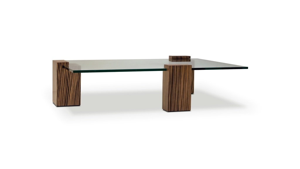 Mesa de Centro Amazon Tapa  de vidrio 20 mm A 1,55 P 1,10 H 0,37,Base compuesta por tres pilares individuales y movibles de madera enchapada en tres terminaciones: zebrano, ebano macazar o caoba rayado. Tapa de vidrio transparente de 20 mm. ***Este productos es 100% customizable***