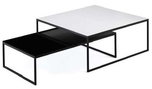 MESA DE CENTRO MINIMAL RECTANGULAR A 1,00 P 0,55 H 0,25.  Tapa de vidrio cover negro 5 mm,. Base en caño de hierro pintado epoxy. *Este producto es customizable*