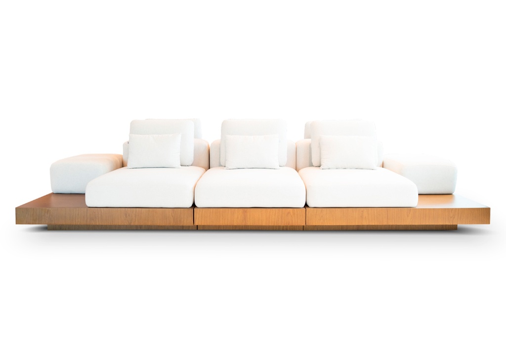 SOFA "G" 360 Tela 25m A 3,45 P 1,70 H 0,65. Fabricado íntegramente en madera. Enchapado en cerezo reconstituido, lustrado natural con OSMO. **Este producto es customizable**