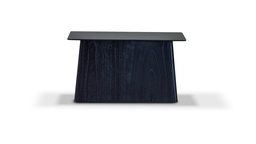 [ML.160-2] Mesa Lateral Curba Grande A 0,70 P 0,32 H 0,39, Se encuentra realizada en su totalidad en madera paraíso poro abierto en color negro semimate **Este producto es 100% customizable**