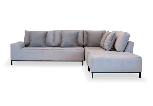 [SF.137] SOFA ESQUINERO BRAD  Tela 32 m  A 2,85 P 2,79. Estructura realizada en madera de guindo. Cinchas, resortes y poliester de distintas densidades garantizan la comodidad y durabilidad. *Este producto es customizable solo en medida de longitud*