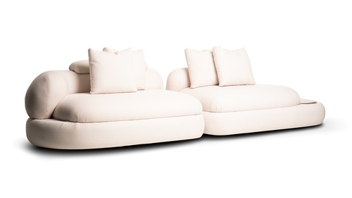 [IM.0613] Sofa Porto,  Estructura de madera maciza. Cinchas, resortes y poliester de distintas densidades garantizan la comodidad y durabilidad. Tapizada en tela rustica. Patas de madera maciza lustradas. *Este producto no es customizable*